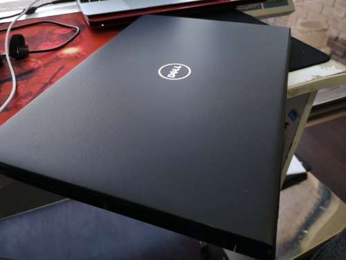 *7TH GEN i7 GAMING*7th GEN i7*DELL VOSTRO 3568*i7-7500U*8GB DDR4*RADEON R5*256GB SSD*